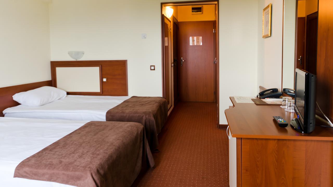 Nadejda Hotel Sofia Bagian luar foto